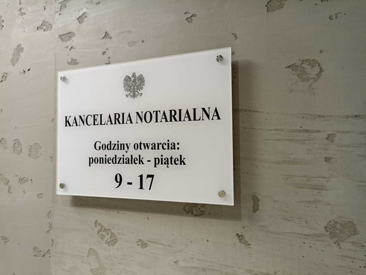 Tablica dla Notariuszy wykonana w formie lakobel